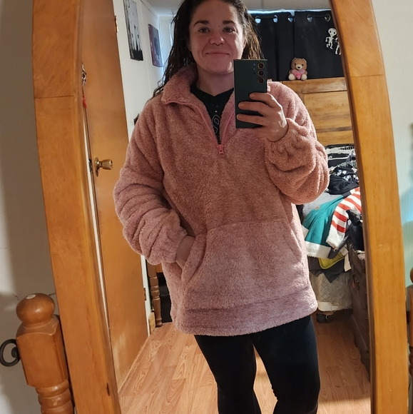 Pink fleece sweater - Picture 4 of 5